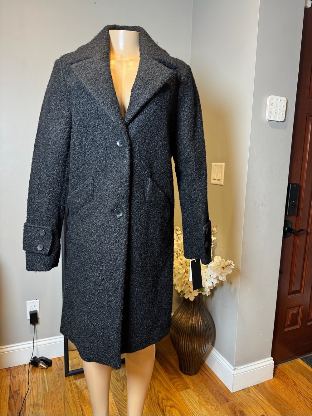 Andrew Marc Women's Black Bouclé Long
Coat Size M NWT